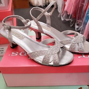 Benjamin Walk pageant shoes